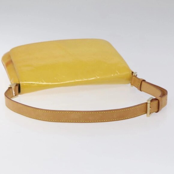 LOUIS VUITTON Monogram Vernis Thompson Street Bag Yellow - Picture 8 of 16